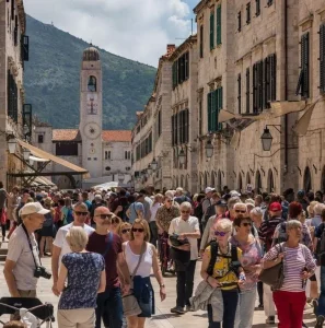 گردشگری انبوه چیست